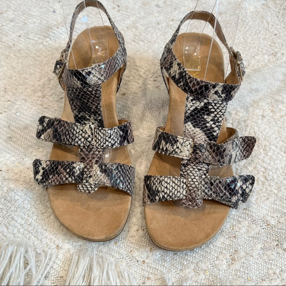 VIONIC Glenda black/brown/beige snake print sandals. Reposhed but never worn . - Picture 2 of 8